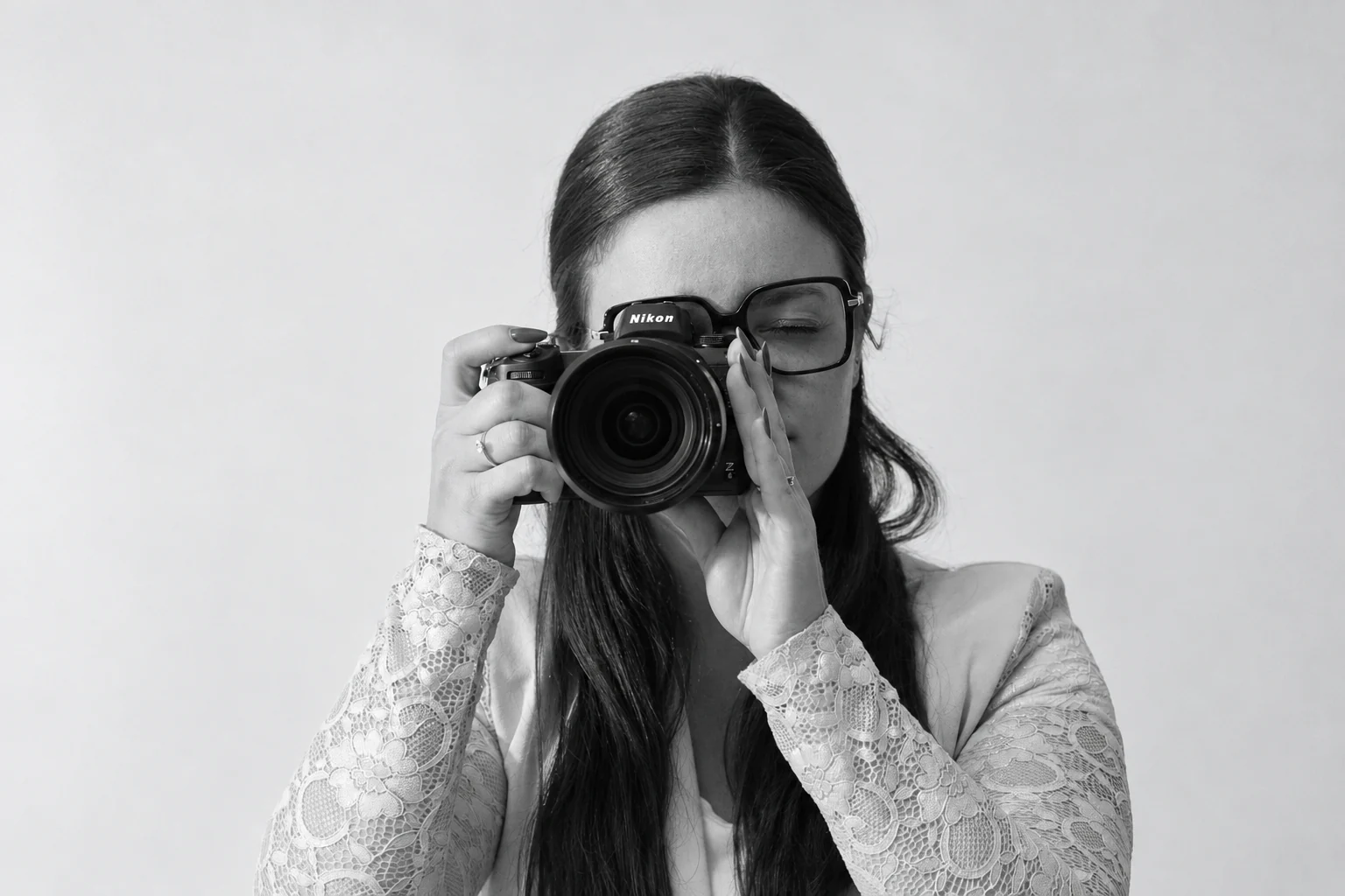 Ritratto della fotografa Evi Reichhalter